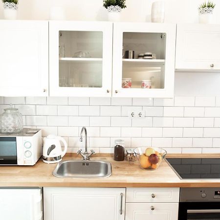 N28 Studio Apartment In Andrassy Boulevard. Budapest Ngoại thất bức ảnh